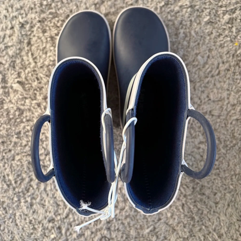 ✨$16✨NWT•Carter's Toddler Rain Boot | Navy/White | Size 12